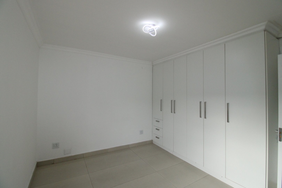 5 Bedroom Property for Sale in Gonubie North Eastern Cape